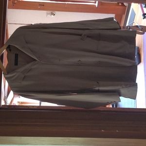 Donna Karan New York 100 % silk lightweight men's spring jacket.